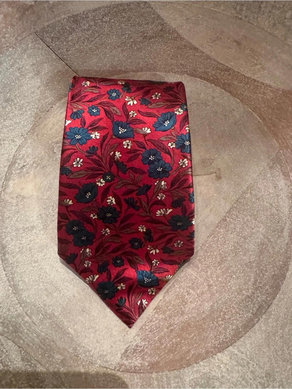 Oscar de la Renta Red Floral Silk Tie with Blue Accents